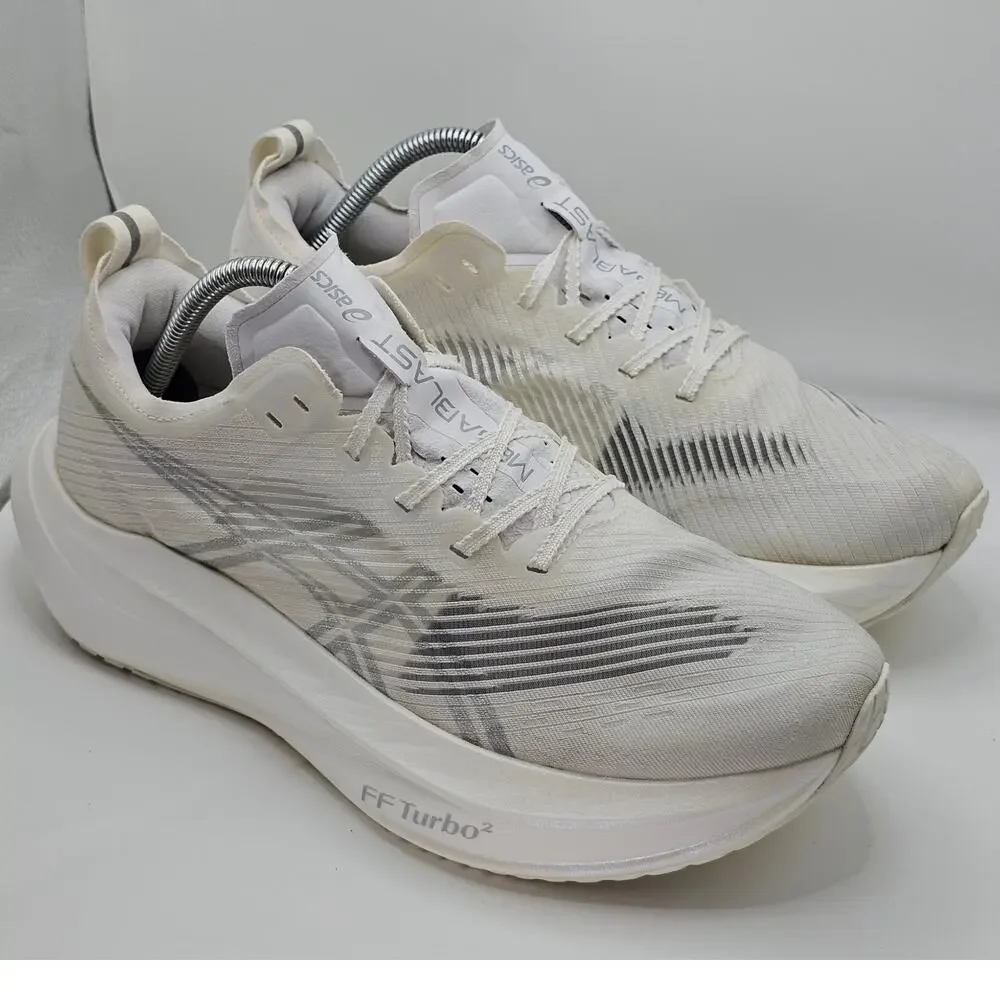 Asics Megablast White Piedmont Grey Mens 9 UK 8 Running Shoes Sneakers Athletic